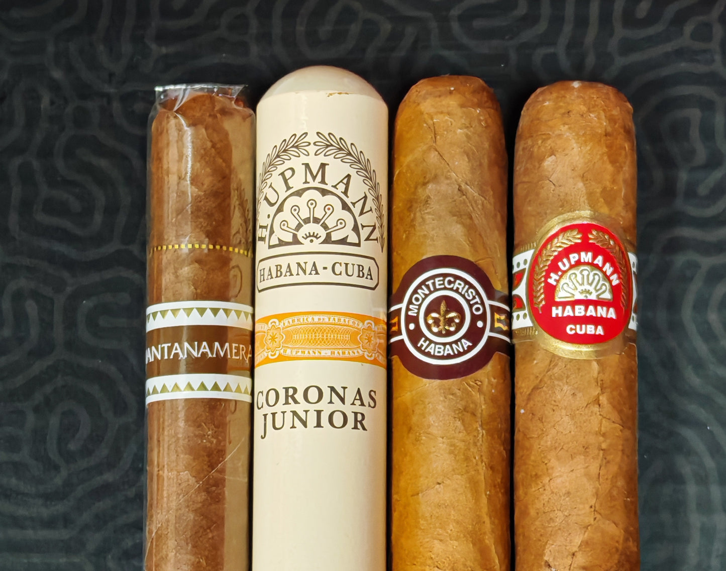 CIGAR GIFT PACKS